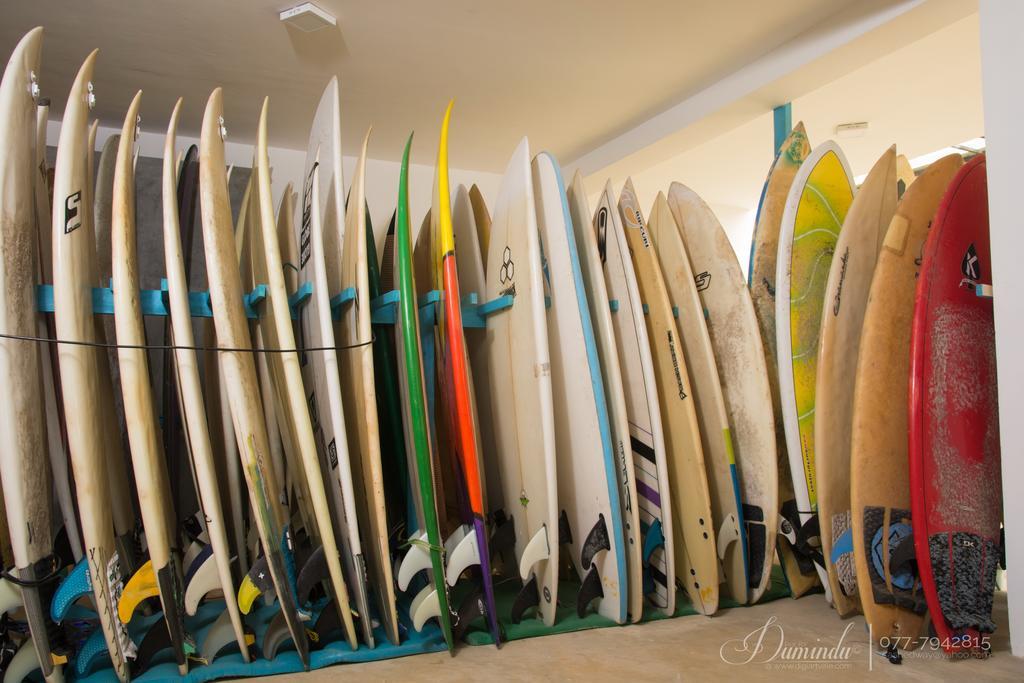 Cheeky Monkey Surf Camp Otel Weligama Dış mekan fotoğraf